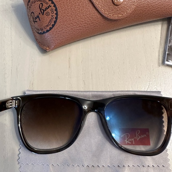 Rayban Sunglasses 4184 - Picture 7 of 11